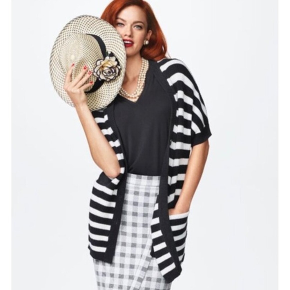 Cabi Black White Striped Short Sleeve Cardigan Sweater Knit Pockets XL